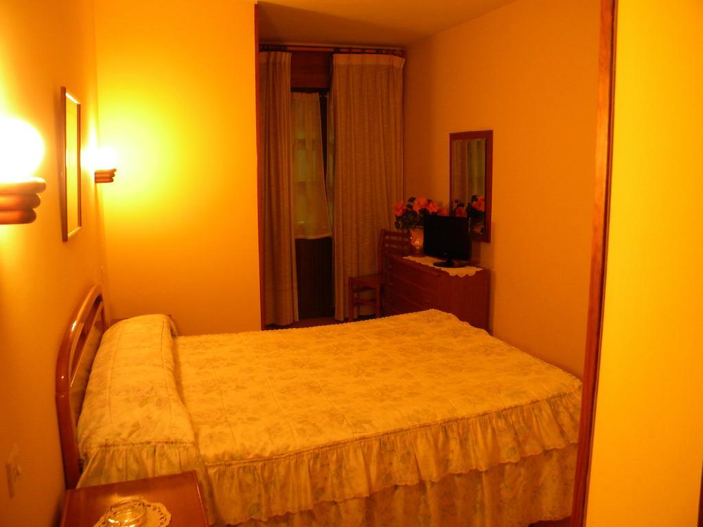 Hotel Solymar Bricia Cameră foto